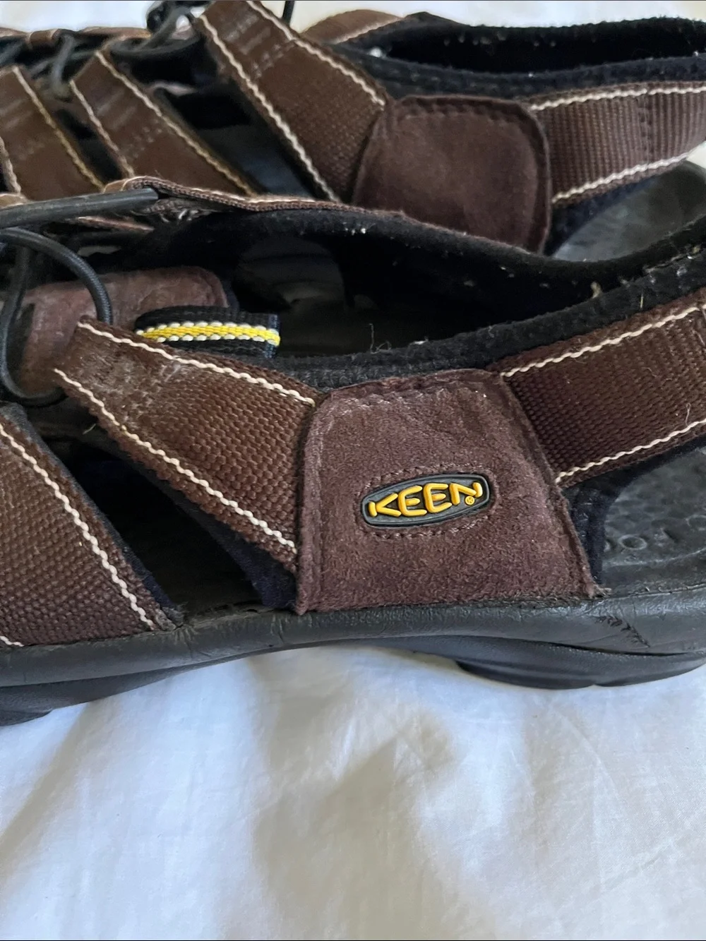 KEEN Newport H2 men's sandals in brown with a bungee cinching system